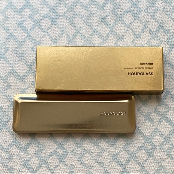 ✨SALE✨HOURGLASS eyeshadow - Picture 4 of 4